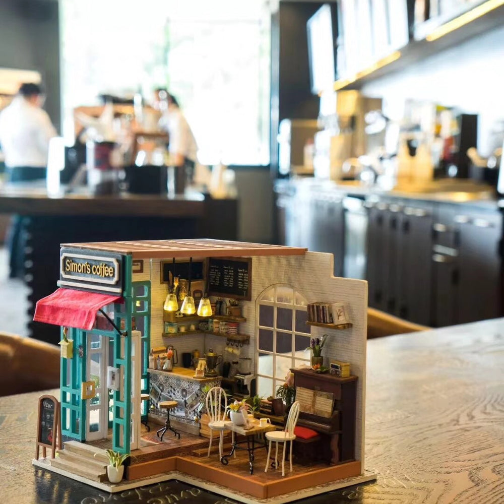 
                  
                    Monde Miniature - Le Café de Simon
                  
                