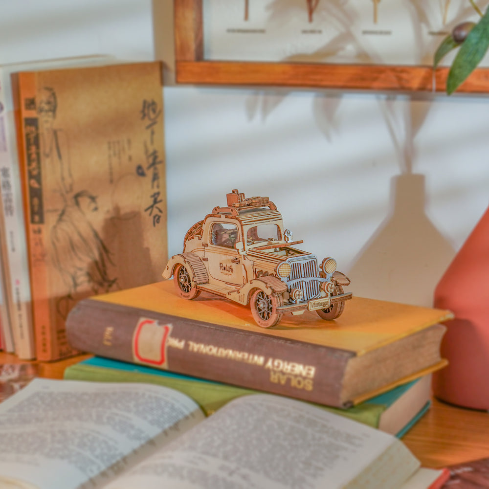 Maquette en Bois - Voiture Vintage