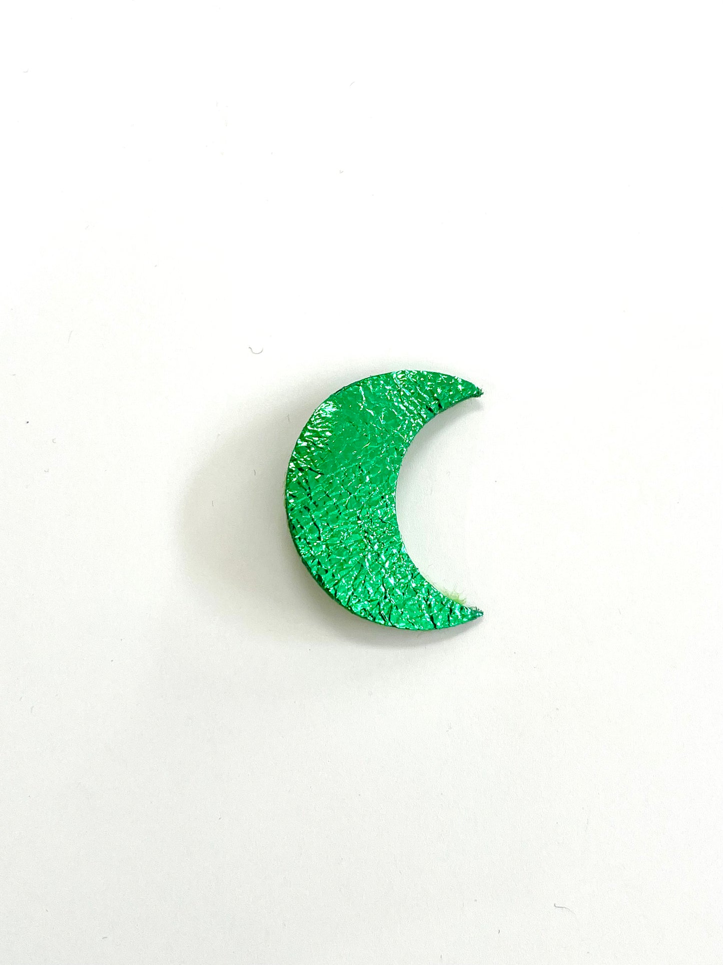 Broche en cuir - Lune