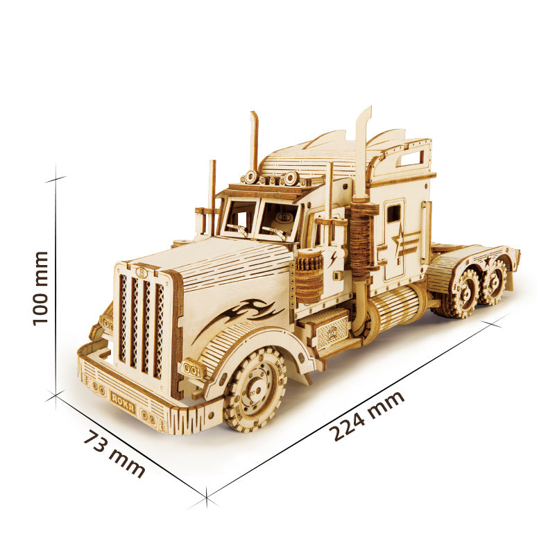 
                  
                    Maquette en Bois - Camion Américain
                  
                