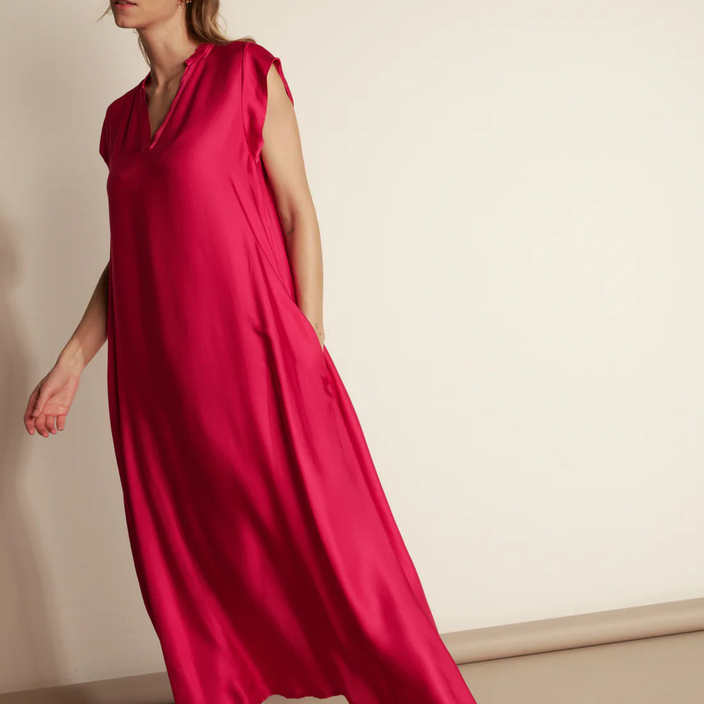 
                  
                    Robe Longue Arlène - Col Mao Silky
                  
                