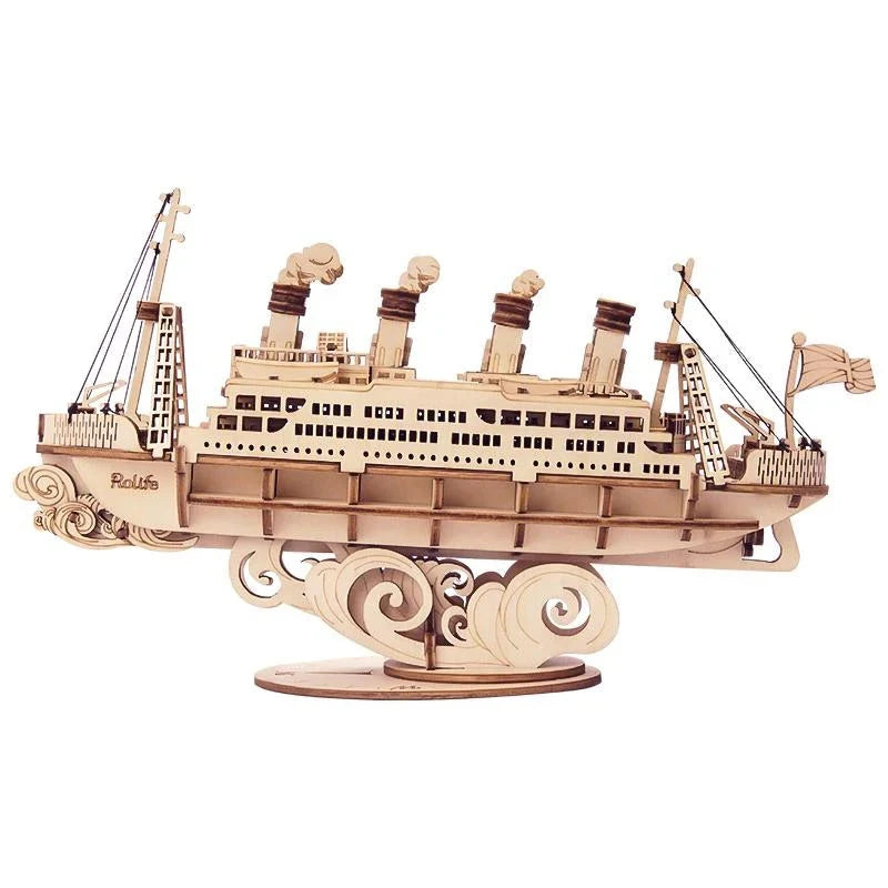 Maquette en Bois - Bateau de Croisière